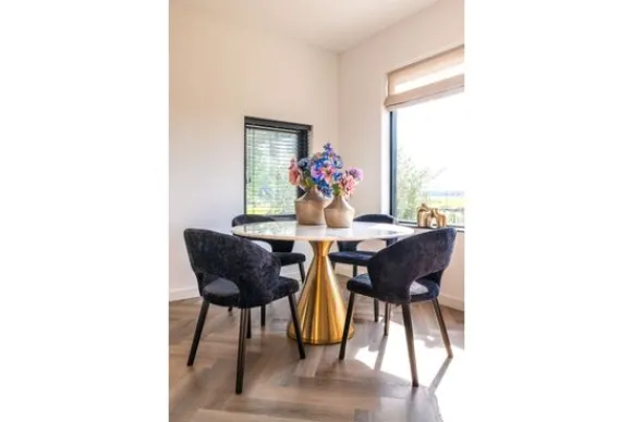 Discount Eetkamerstoel 211067 Black Chenille Savoy Eetkamerstoelen