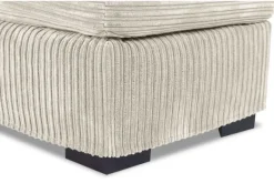 Hot Hocker Franchesca Poefen