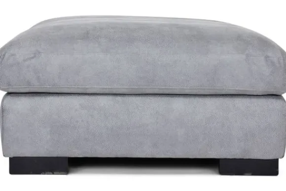New Hocker Giovanni Poefen