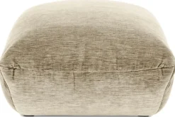 Hot Hocker Istrana Poefen