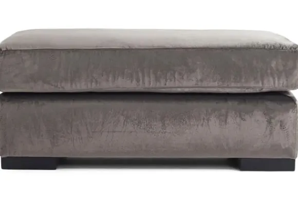 New Hocker Mercer Poefen